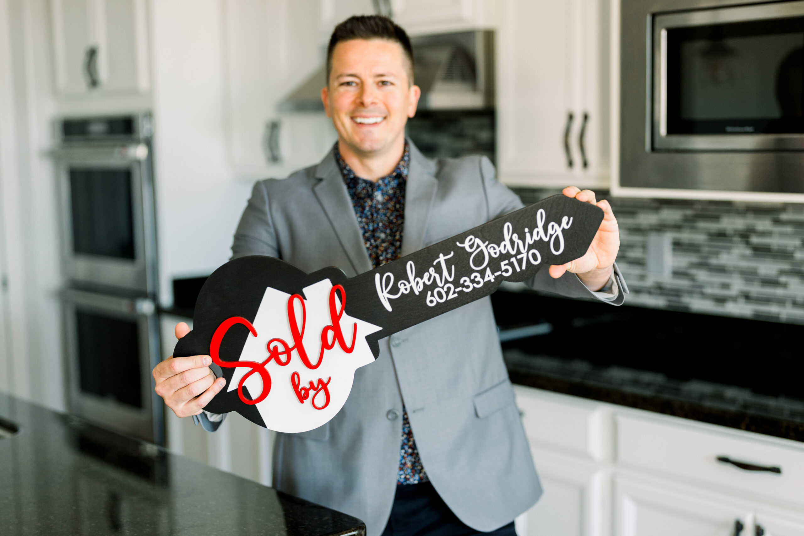 Robert Godridge is a Phoenix, Arizona Realtor & Real Estate Agent